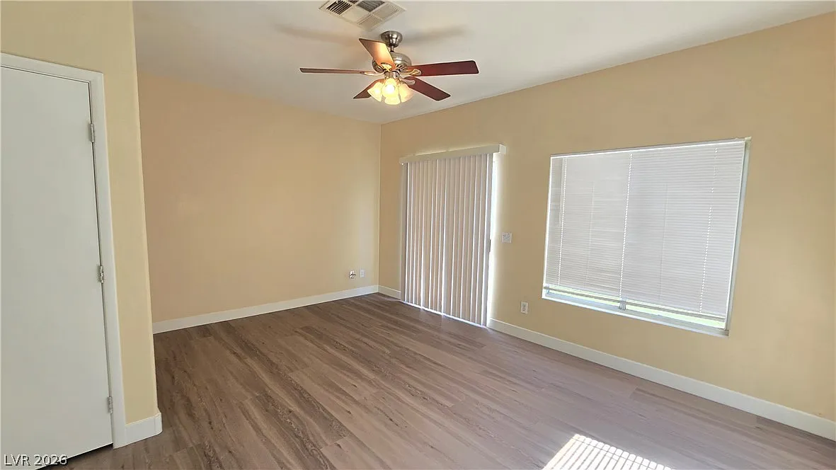 2 bed, 2.5 bath, 1167 sqft, $1,500 — Photo 3