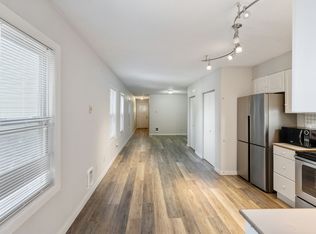 1 BD available in the serene SW Hills, Portland, OR 97201
