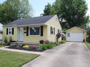 17 Broadmoor Dr, Wabash, IN 46992
