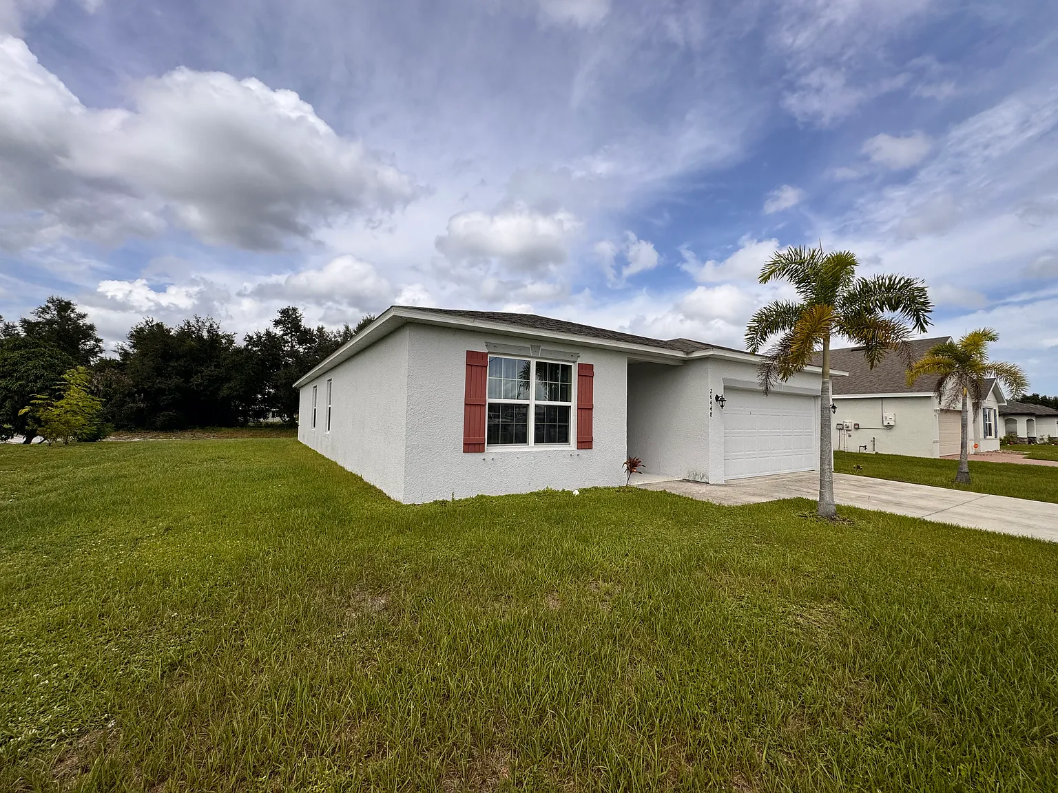4 bed, 1876 sqft, $2,000 — Photo 2