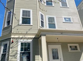 38 Putnam Ave #3, Cambridge, MA 02139