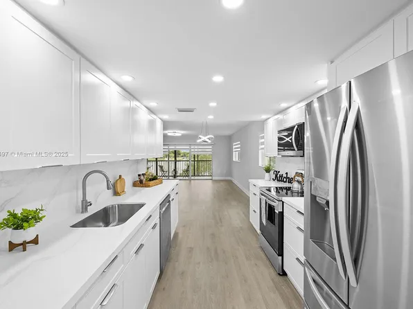 1400 SW 137th Ave APT 312F, Pembroke Pines, FL 33027