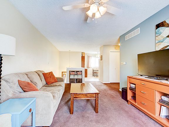 4th image of 3436 Southdale Dr
