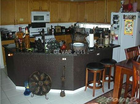 2nd image of 7505 Enchanted Hills Ct
