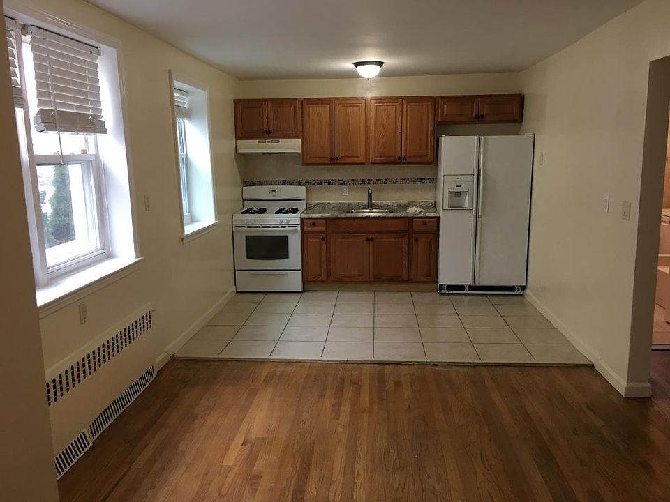 1st image of 42 Sterling Ave #1