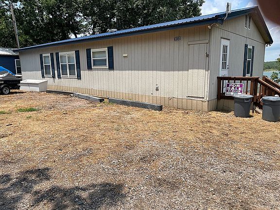 2nd image of 9132 Rosewood Cir