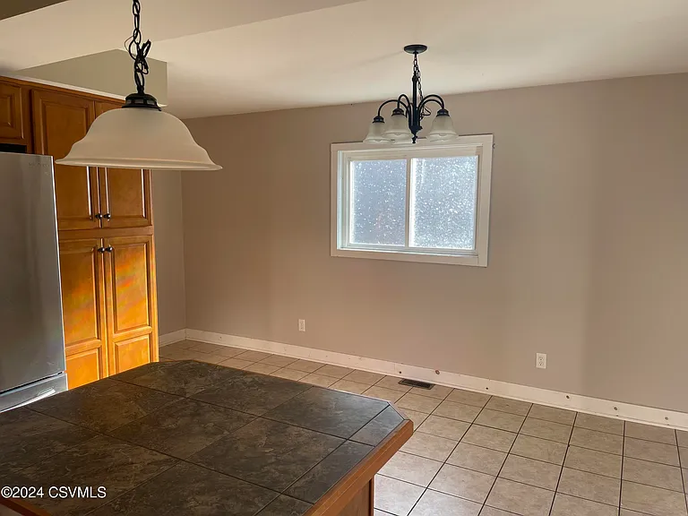 540 Park St — Photo 15