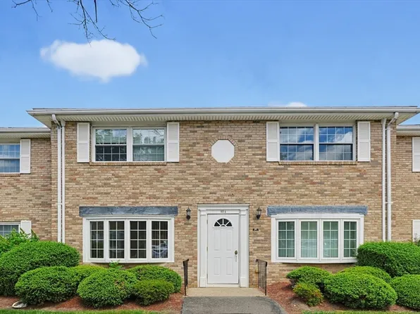 80-80 Washington Park Dr #A, Andover, MA 01810