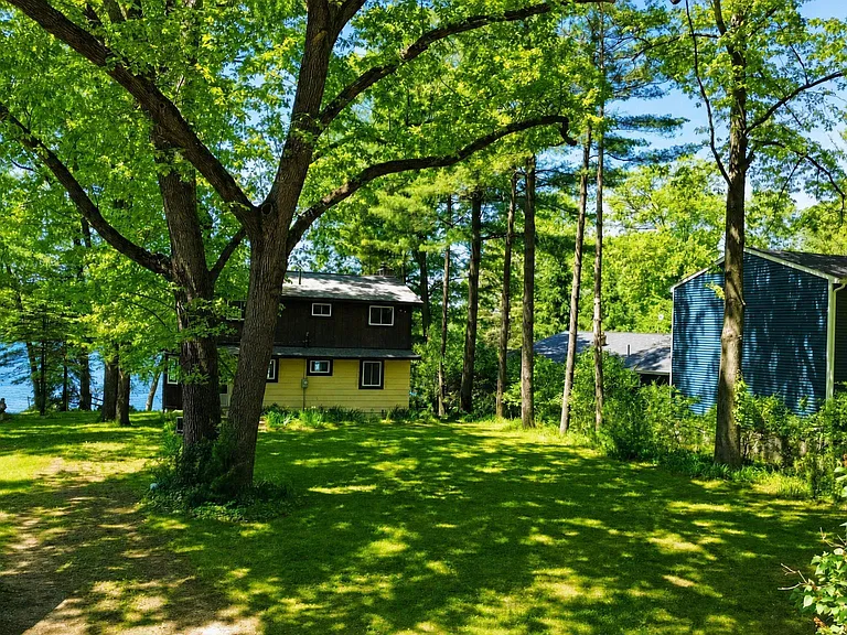 8649 Hidden Lake Dr — Photo 4