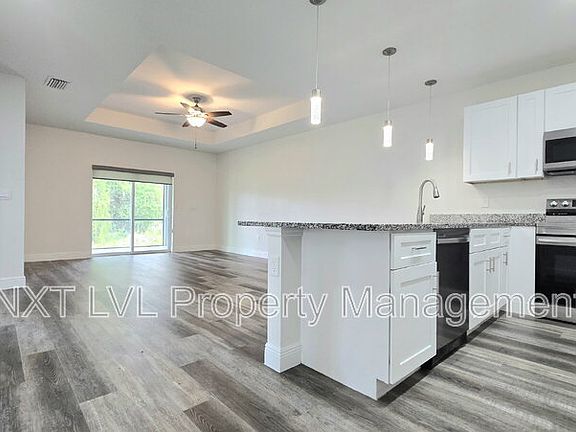 5th image of 5050 Jones Dr