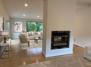 7343 Calvert St, Annandale, VA 22003