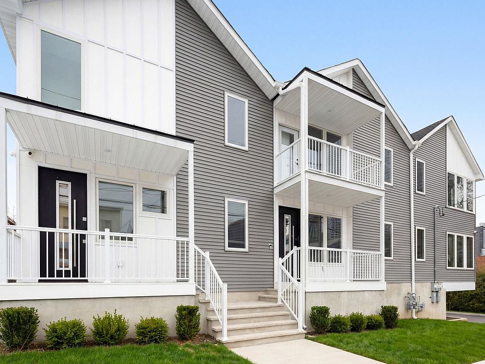 1st image of 67 Henry St #2
