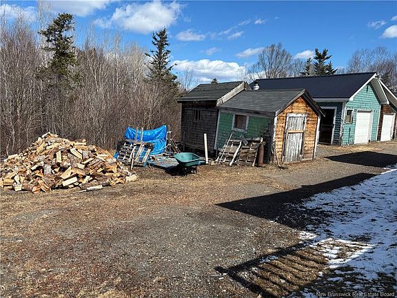 5th image of 1073 Mascarene Rd