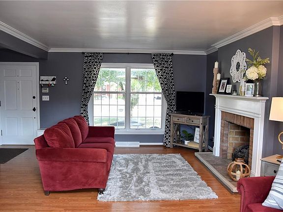 3rd image of 2882 Cedar Hill Rd