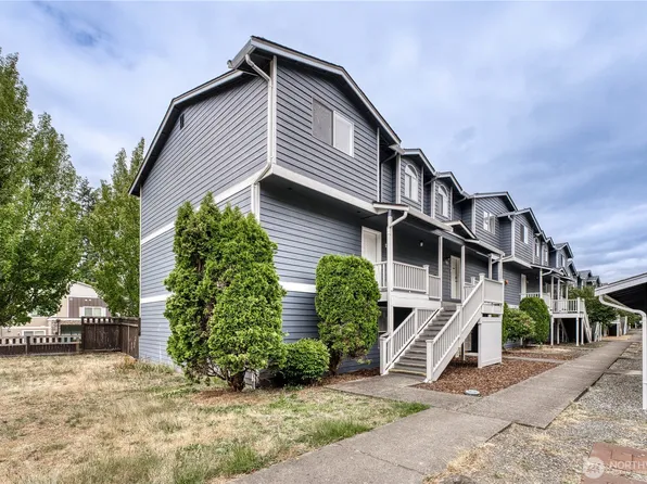 3939 10th Street SE #D2, Puyallup, WA 98374