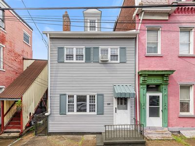 2207 Sarah St S, Pittsburgh, PA, 15203