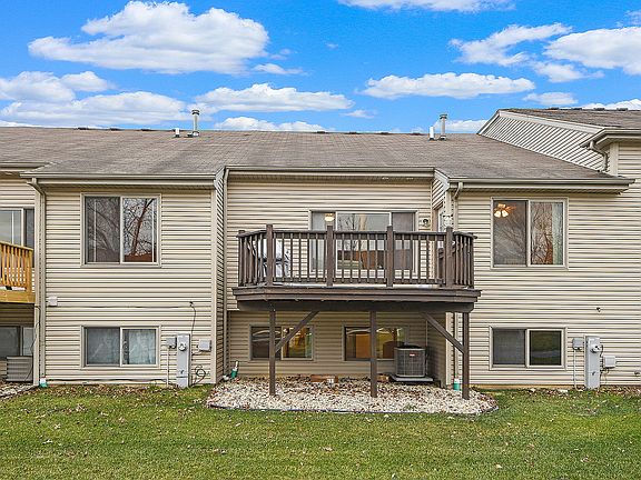 2nd image of 8218 W Auburn Ln