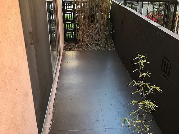 5th image of 1225 Barry Ave APT 1