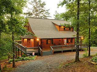 994 Laurel Cir, Blue Ridge, GA 30513