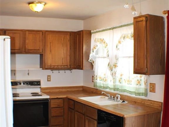 4th image of 2027 Johnson Ave
