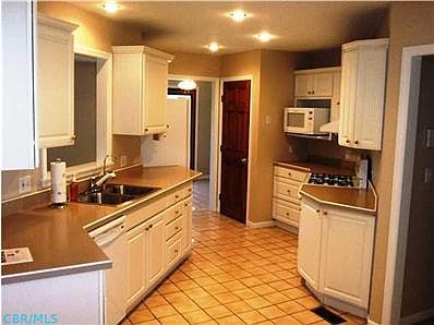 2nd image of 580 Forrestwood Ave