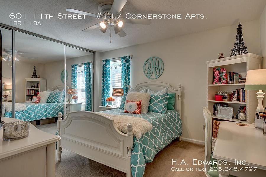 1st image of 601 11th St #117