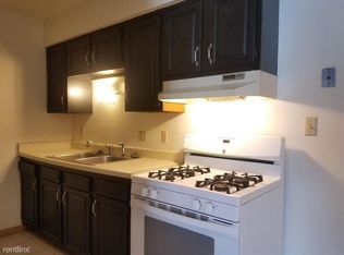 4305 N 104th St APT 1, Milwaukee, WI 53222