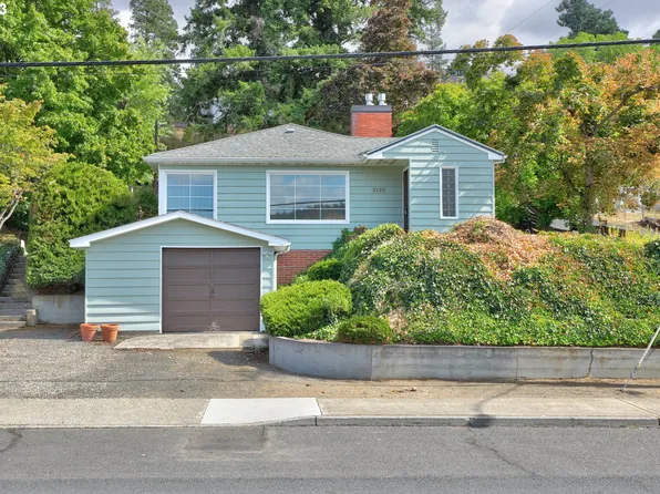 2120 Mount Hood St, The Dalles, OR 97058