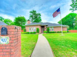 900 Mustang Cir, Carthage, TX 75633