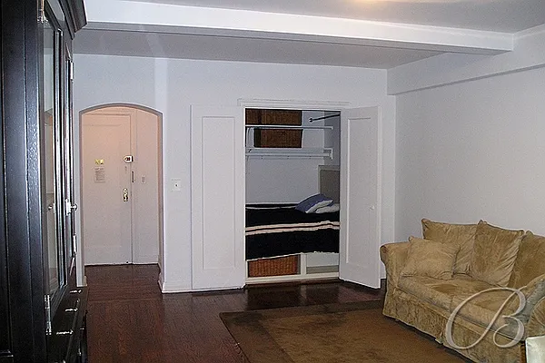 Rented by Bellmarc Realty | media 1