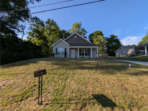 137 Harding St, Mocksville, NC 27028