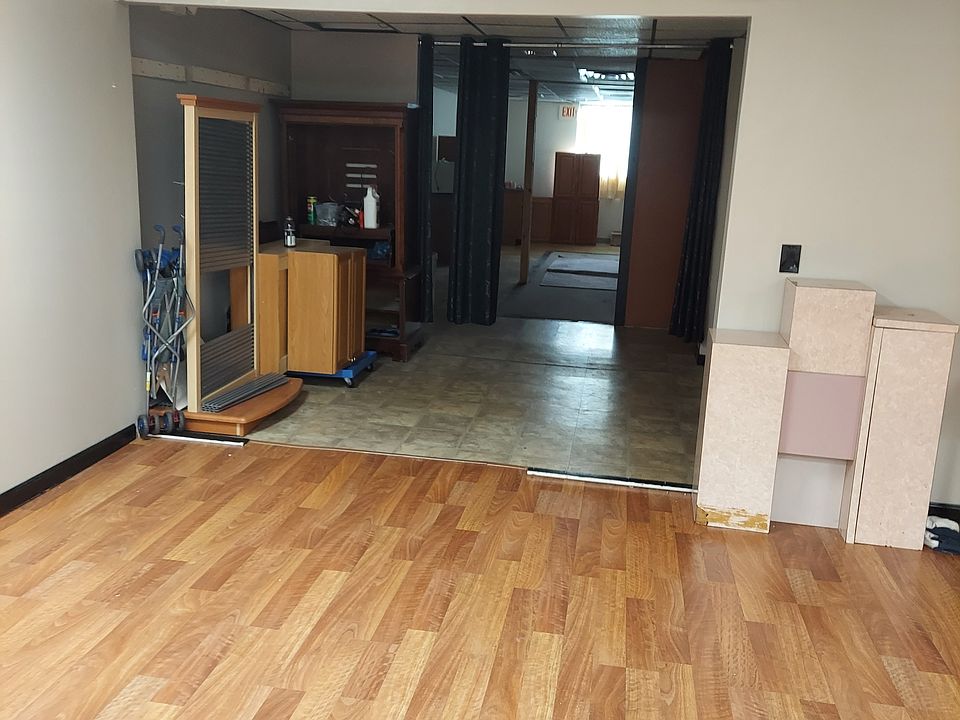 707 Cayuga Creek Rd Buffalo NY Zillow