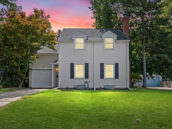 507 Manchester Rd, Normal, IL 61761