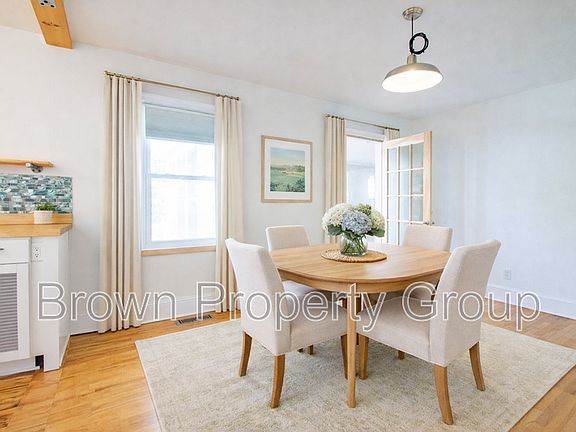 5th image of 126 Ellington St