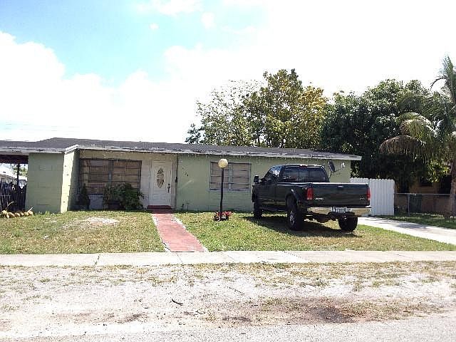 1st image of 6105 W 14th Ln