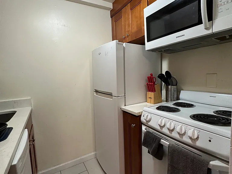 2141 I St NW #710 — Photo 8