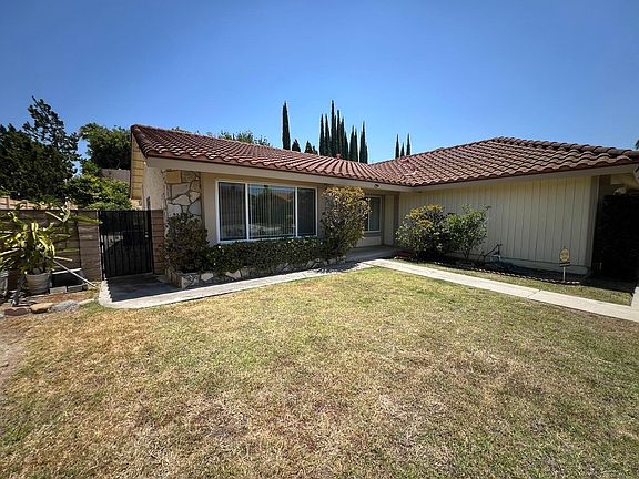 5th image of 2288 Oldridge Dr