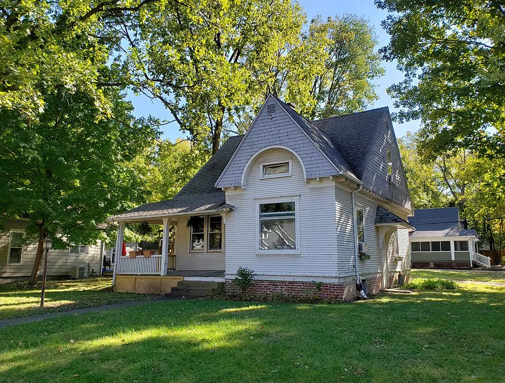 1 bed, 490 sqft, $888 — Photo 1