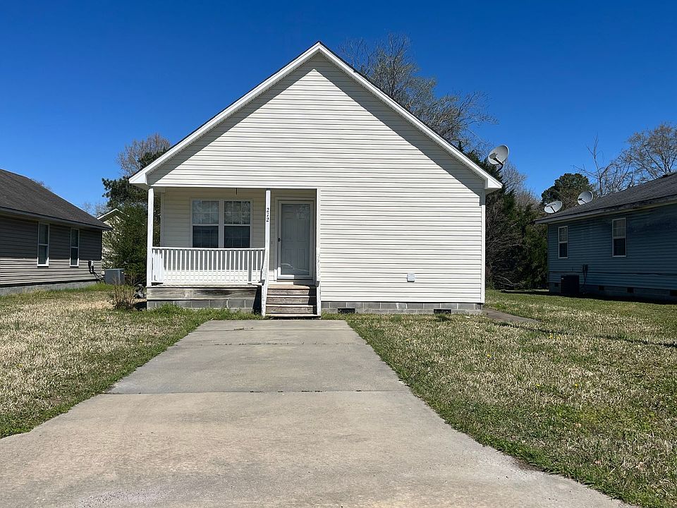 1st image of 212 Oak Grove Ave