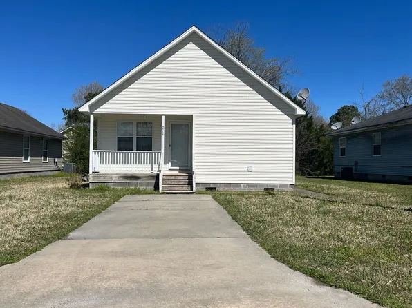 212 Oak Grove Ave, Elizabeth City, NC 27909