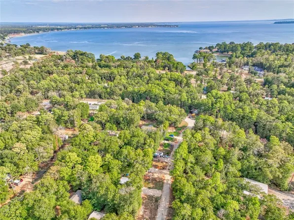 431 Parkpine #430, Livingston, TX 77351