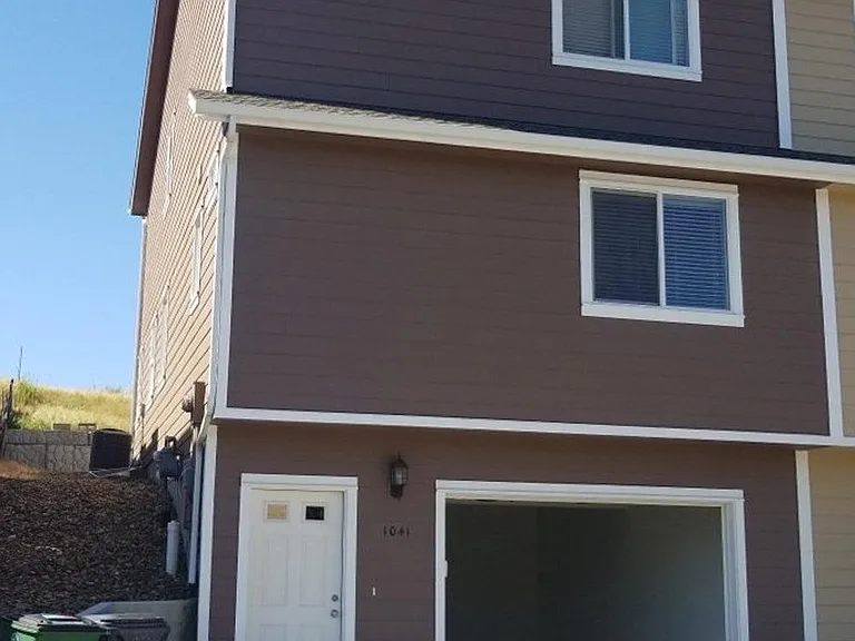 1041 Alturas Dr — Photo 1