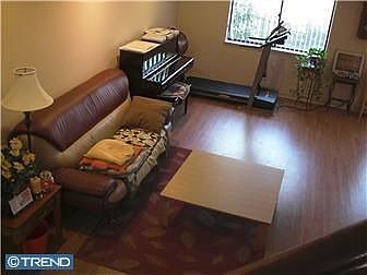 2nd image of 68 Oak Knoll Dr