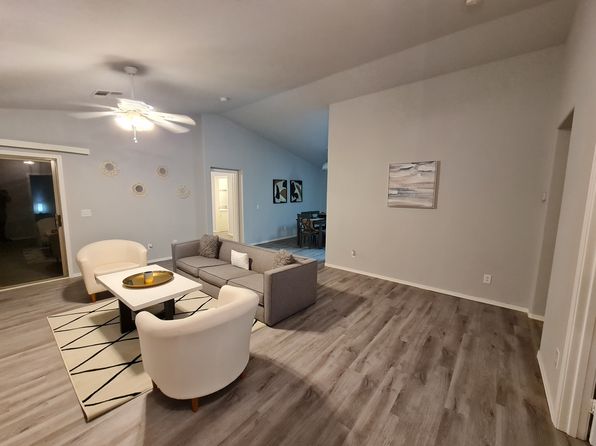 11305 W Pinehollow Dr