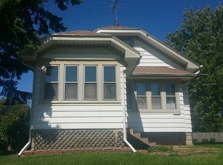 10526 W Beloit Rd, Greenfield, WI 53228