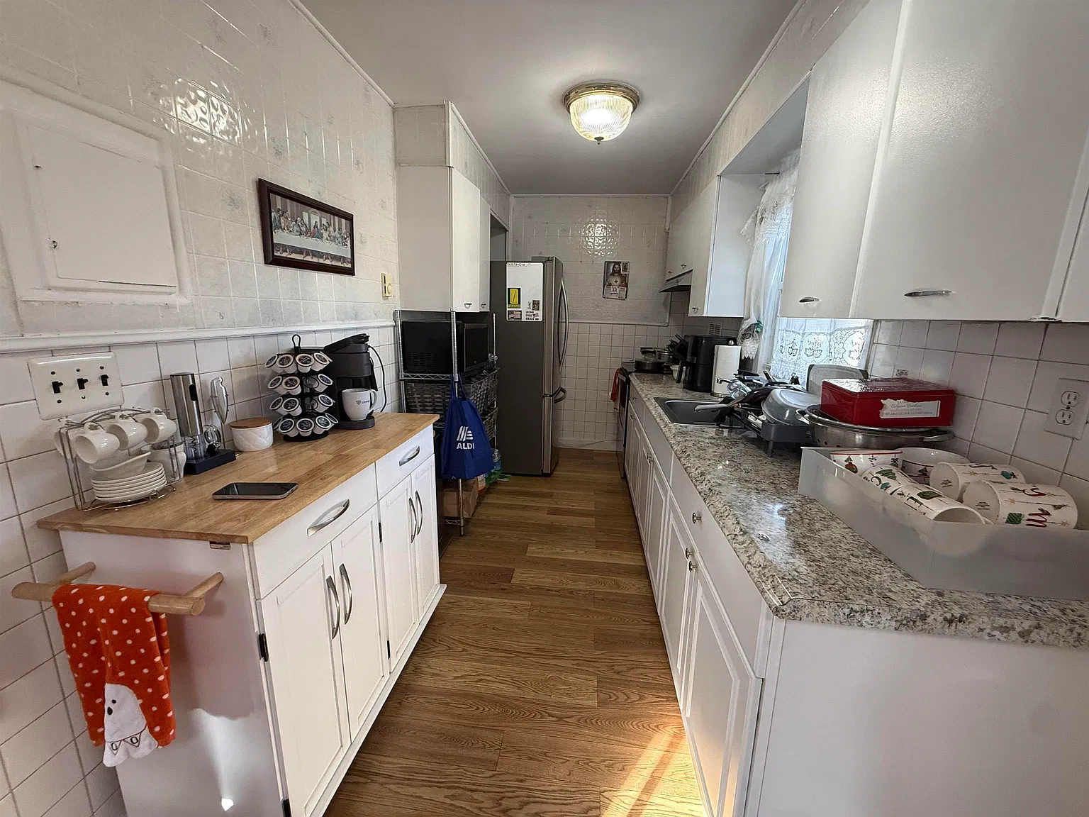 2 bed, 1.0 bath, $2,300 — Photo 4
