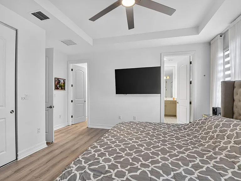 10106 Akenside Dr — Photo 19