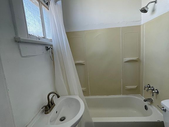 4th image of 4000 Prytania St APT N