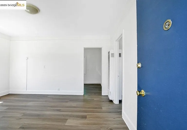 1012 G St — Photo 4