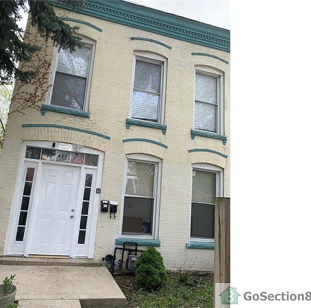 1st image of 423 N Lawndale Ave #2